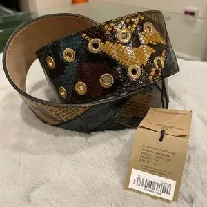 Burberry | Accessories | Burberry Military Buckle Patchwork  display picture 3